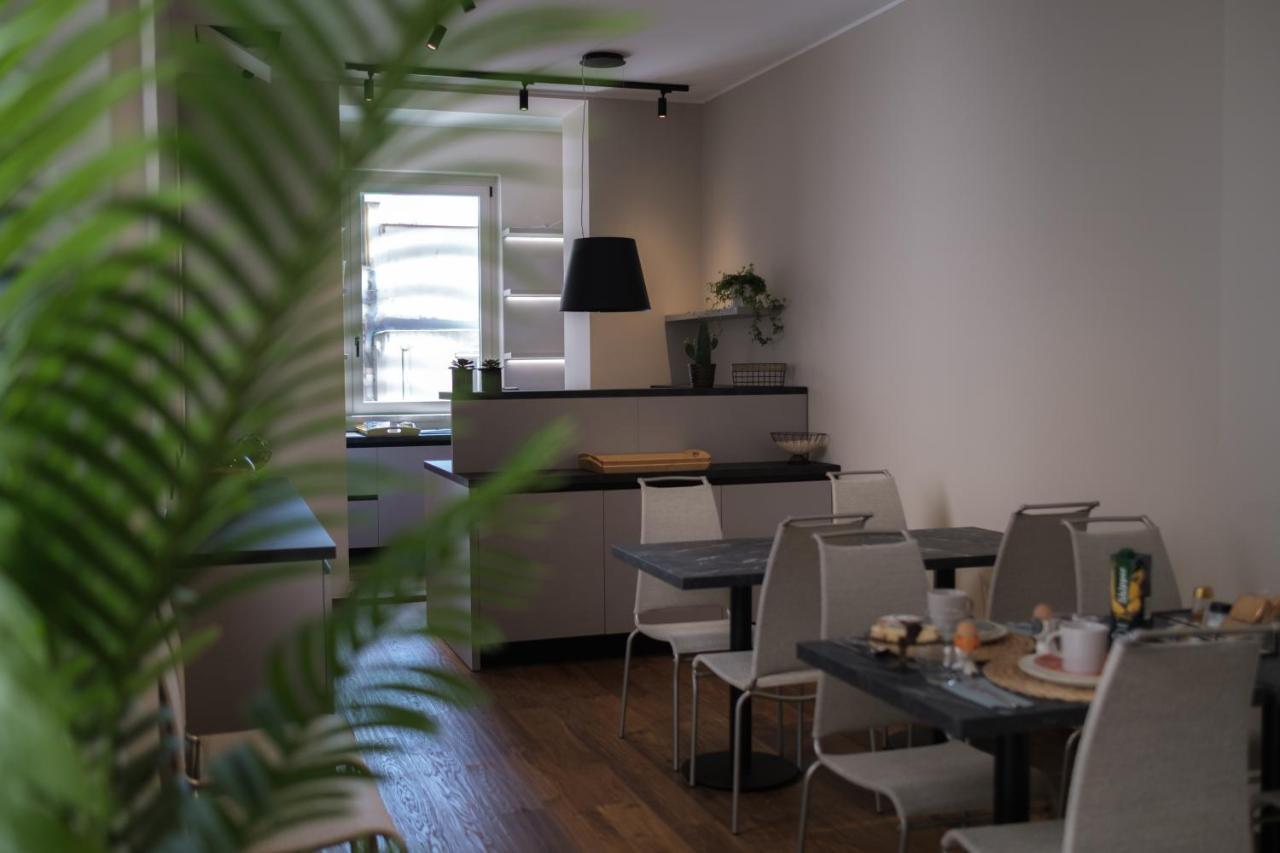 Palazzo Danisi Rooms&suites Couette-café Bari